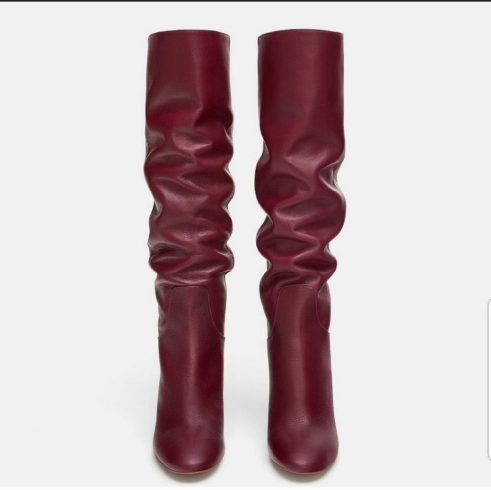 Tall boot